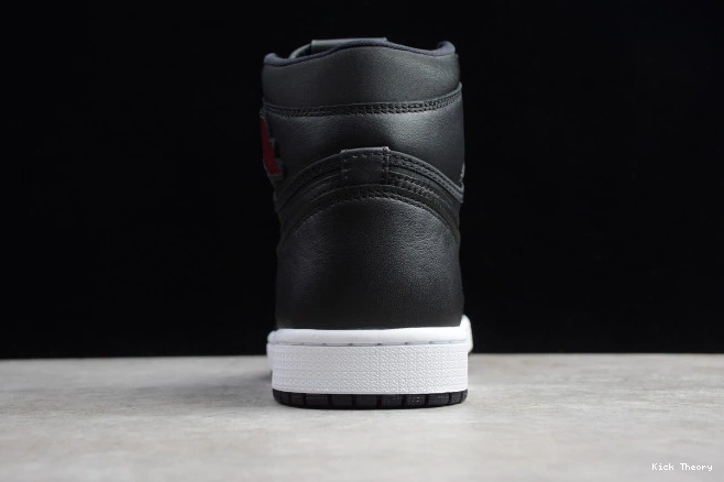 Kick Theory Black OG Satin Retro Air 555088-060 Jordan High 1 0808